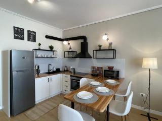 Dreamy Apartment Overlooking The Sea - Sarandë - 8