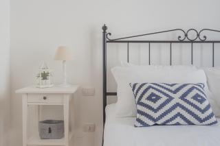 Independence Apartment with Balcony by Rent All Como - Como - 2
