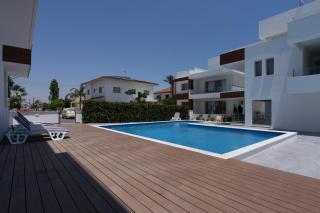 Lemon Tree 1-BR Apt in Livadia - Larnaca - 0