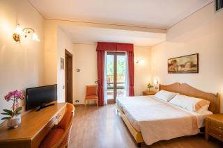 Hotel Pineta Campi - Tremosine Sul Garda - 3