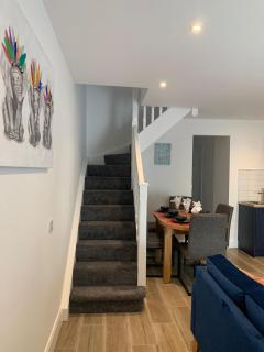14 Eyre Square Lane - 3