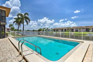 Covered Lanai and Waterfront View Cape Coral Condo - Cape Coral - 0