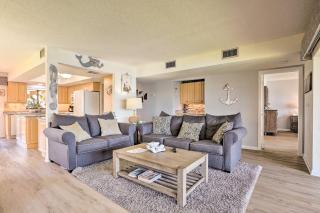Covered Lanai and Waterfront View Cape Coral Condo - Cape Coral - 8