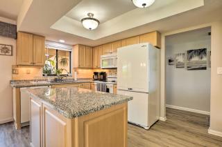 Covered Lanai and Waterfront View Cape Coral Condo - Cape Coral - 4
