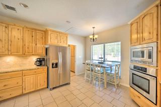 Hot Tub and Game Room Canyon Lake Getaway! - 2