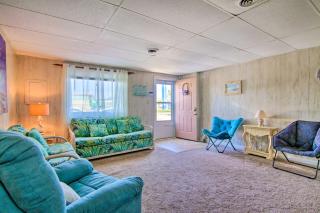 Deck with Canal Access Ocean City Townhome - Ocean City - 7