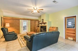 McDonough Getaway with Private Lake on 24 Acres - McDonough - 6