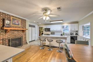 McDonough Getaway with Private Lake on 24 Acres - McDonough - 3