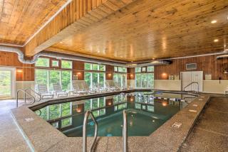 Chic Resort Condo about 1 Mi to Attitash Mountain! - Bartlett - 8