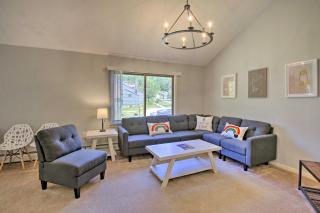 Chic Resort Condo about 1 Mi to Attitash Mountain! - Bartlett - 7
