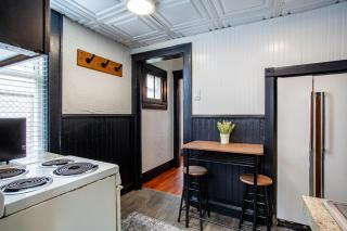 Historic Loft 5 minutes to downtown - 1