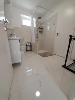 Déri Kert Apartmanház B - 7