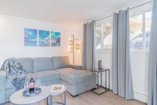 Executive Work Space With Modern Charm - Fairbanks - 7