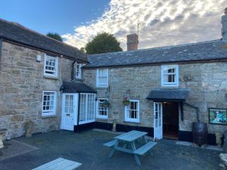 The Fountain Inn - Madron - 6