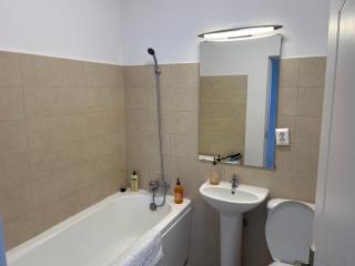 Libertatii 88 Luxury Apartment - Bragadiru - 3