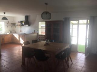 Belle villa avec piscine classée 3 étoiles - 8