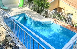 1 Bedroom Stunning Apartment In Nyons - 1