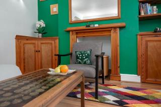Fantastic 1 bedroom apartment with private patio - 5