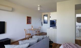 Byron Bay Accom - North Beach Houses 44 Bayshore Drive - No pool in studio - 1