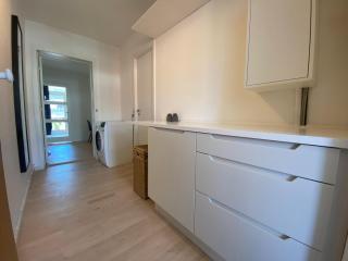 Central Copenhagen Apt with Balcony, Free Parking w Elevator - 8