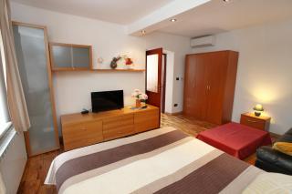 Extra Virgin Apartment - 3