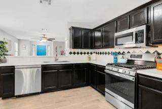 Modern Austin Retreat 15 Min to Downtown & Airport Sir - 2