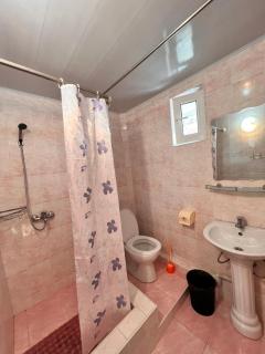 Alinur Guesthouse - Tscholponata - 4