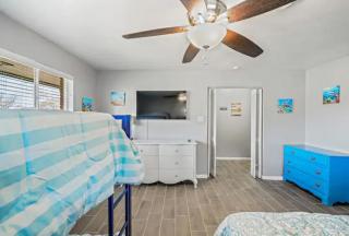 Coastal Comfort Retreat Near Beach & Downtown Corpus Christi - 3