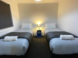 Modern, Functional and Central - Twizel - 5