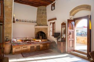 Matina's traditional house - Haraki - 4