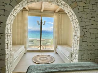 Byblos Aqua-The Sea Front Luxury Villa - Skala Sotiros - 2