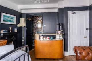 Room at the Inn - Lyme Regis - 3