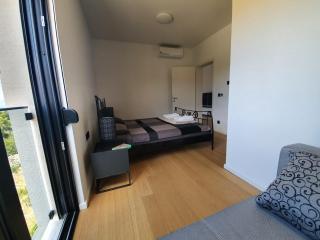 House G - 1
