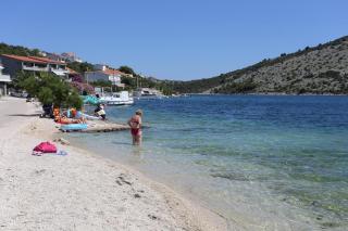 Apartments by the sea Vinisce, Trogir - 19847 - 7