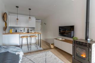 Cathedral Suite Home - 8