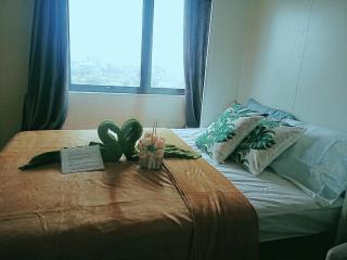 Free WI-FI and Pool Persimmon Condominium - 3