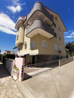 Apartmani Ruža - Sveti Petar - 0