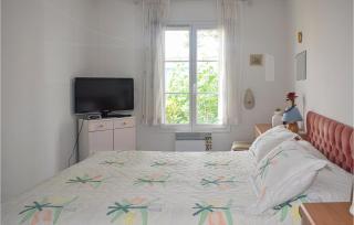 Amazing Apartment In Vaux-Sur-Mer - 9