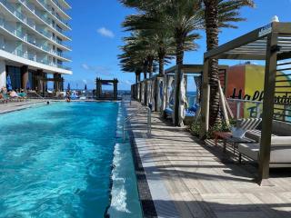 LUXURY APARTMENT WITH AMAZING VIEWS BY rent4us - Hollywood - 3