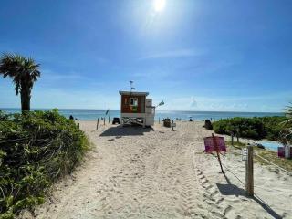 WONDERFUL SEA VIEWS AT LYFE RESORT BY rent4us - Hollywood - 5