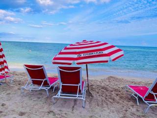 WONDERFUL SEA VIEWS AT LYFE RESORT BY rent4us - Hollywood - 2