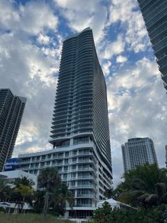 AMAZING VIEWS IN A DREAM APARTMENT By rent4us - 8