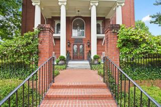 The James Madison Inn - 5