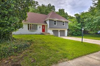 Spacious Family Home in Kansas City Suburb! - 7