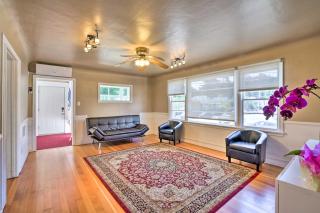 Sun-Dappled Retreat Walk to Restaurants! - 7