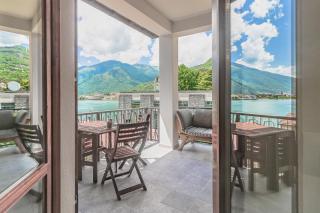 Stunning view lakeside apartment - Larihome A11 - 9