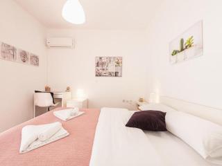 Amazing Beach Apt Panoramic View next to Marina Alimos - Athens - 1