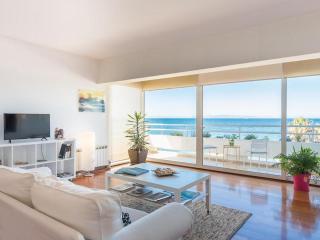 Amazing Beach Apt Panoramic View next to Marina Alimos - Athens - 9