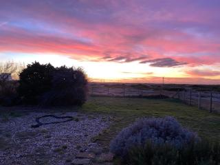 Charming original fishermans cottage on Dungeness beach - Dungeness - 7