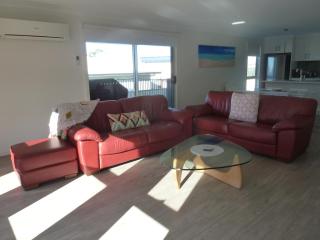 Westwood Villas - Unit 2 - Bridport - 4